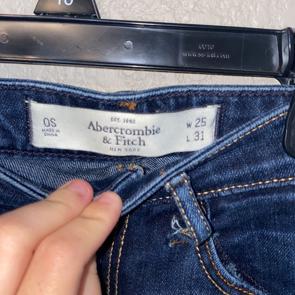 Abercrombie Slim Bootcut Jeans - Picture 2 of 4